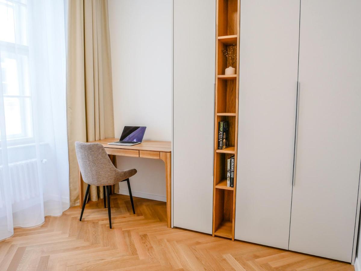 Laurinska 1 Apartments Bratislava Exterior photo